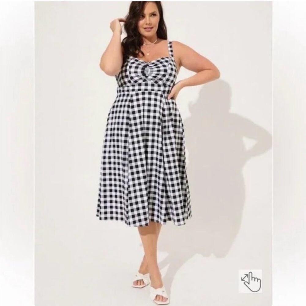 Torrid Midi Poplin Sweetheart Black and White Gingham Dress Size 3